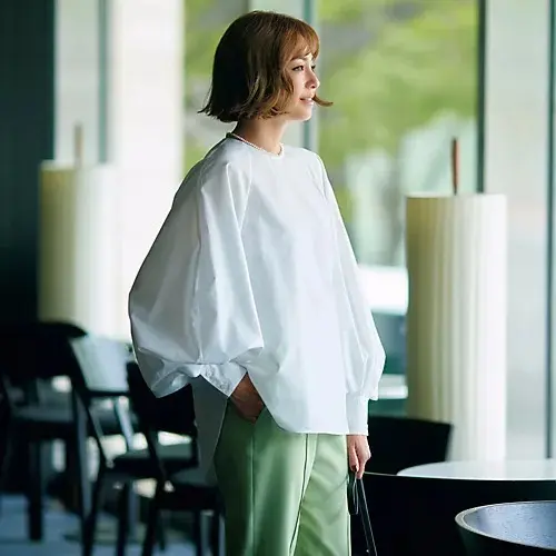 ADORE×eclat ボリューム袖ブラウス ￥35,200