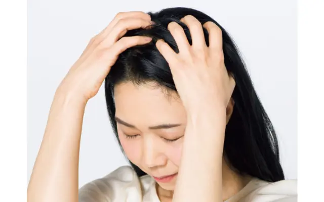 “カッパの皿”部分の頭皮の動きをよくする