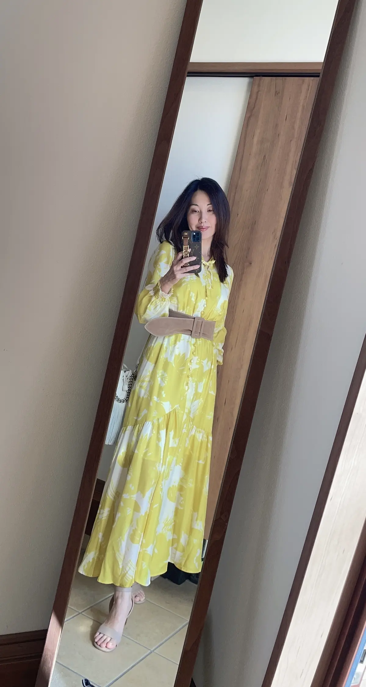 1枚で決まる華やかプリントワンピースと初の画像_1