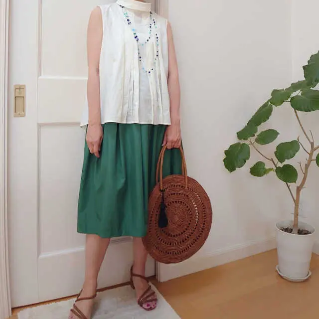 大好きなカラーボトムスが活躍する夏！の画像_3