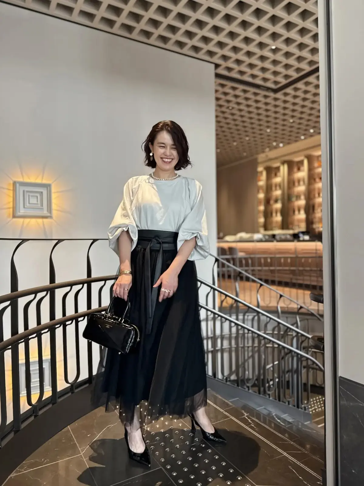 華リュクスなトップスがあれば春が楽しい♡アイスグレーの万能さ発見♪