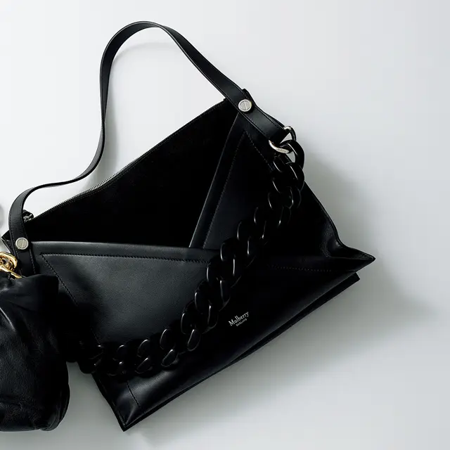 バッグ￥243,650／マルベリージャパン（マルベリー）