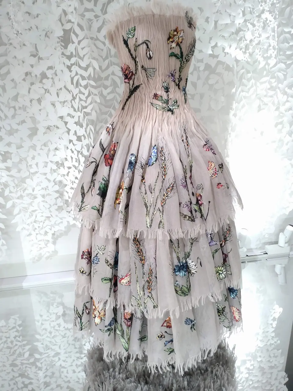 「クリスチャン・ディオール 夢のクチュリの画像_2