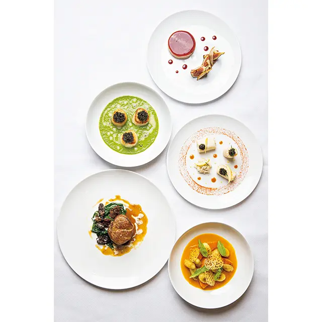 南の島々を ワイルドにめぐる 「ポナンクルーズ」