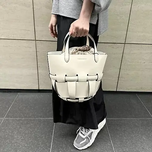 【50代 春バッグ】持った人から見違えるの画像_14