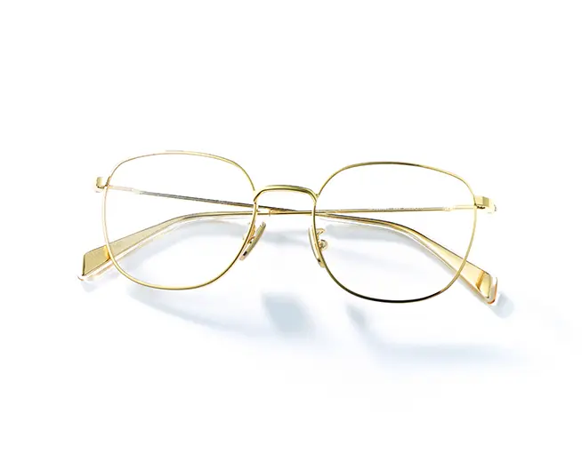 サングラス￥51,700（セリーヌ）／以上アイシンク ヒロブ 新宿店