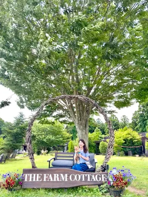 広大な農園のカフェで美味しい鉢植え（パフの画像_7