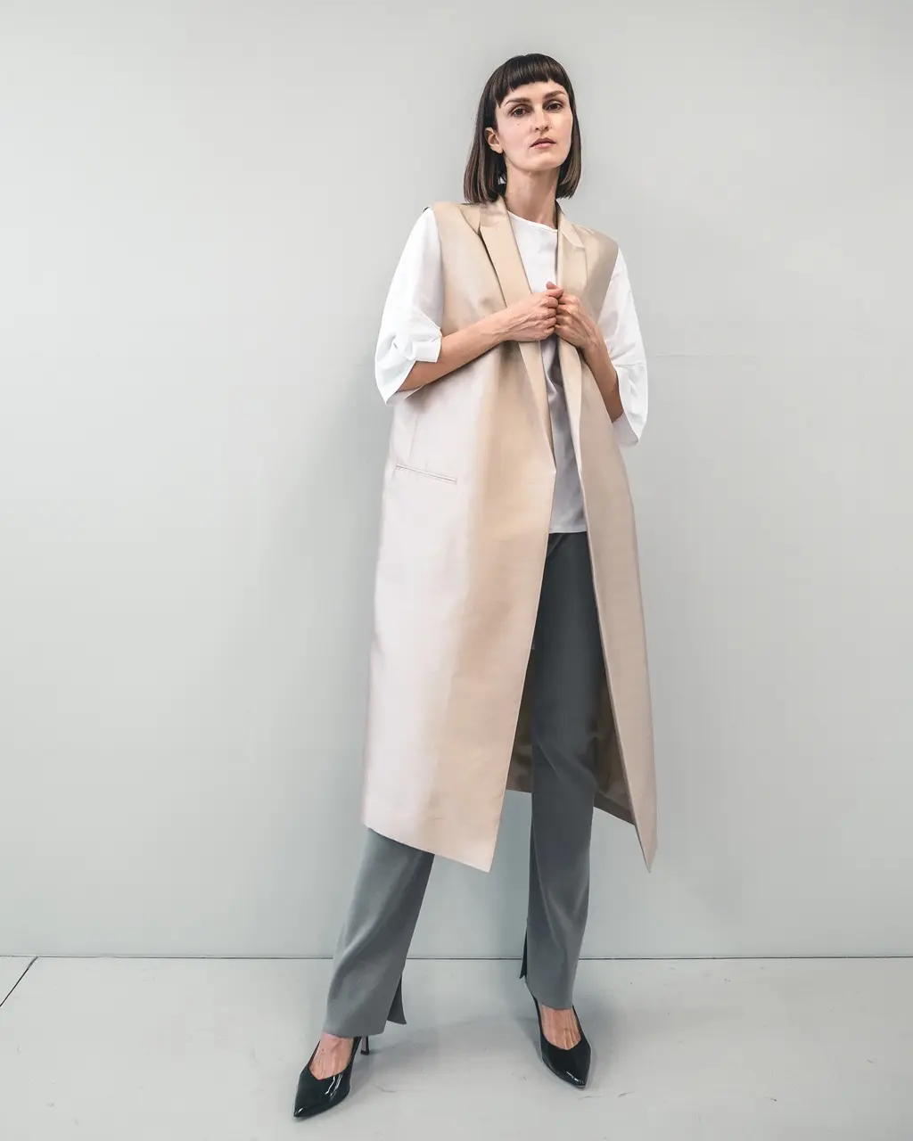 「HAVEL studio」ジレ 限定カラーのベージュ