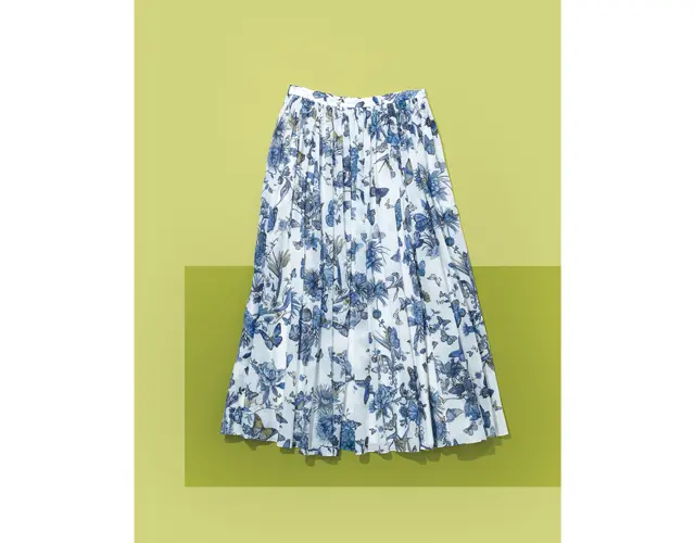 ディオールのフレアプリントスカート