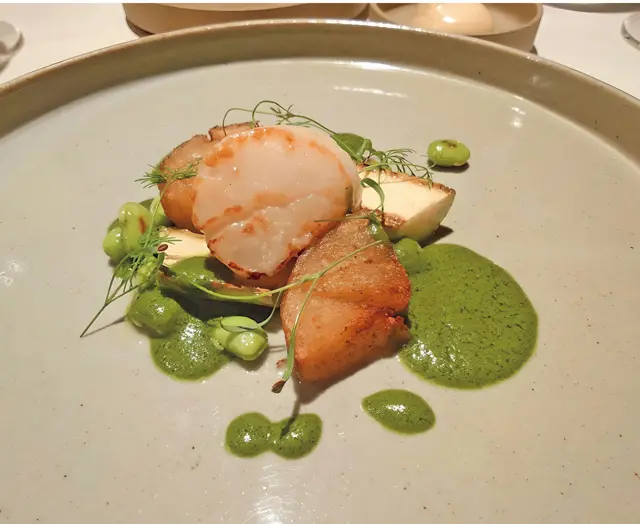 一棟貸しのオーベルジュに宿泊。夕食は極上のフレンチコース