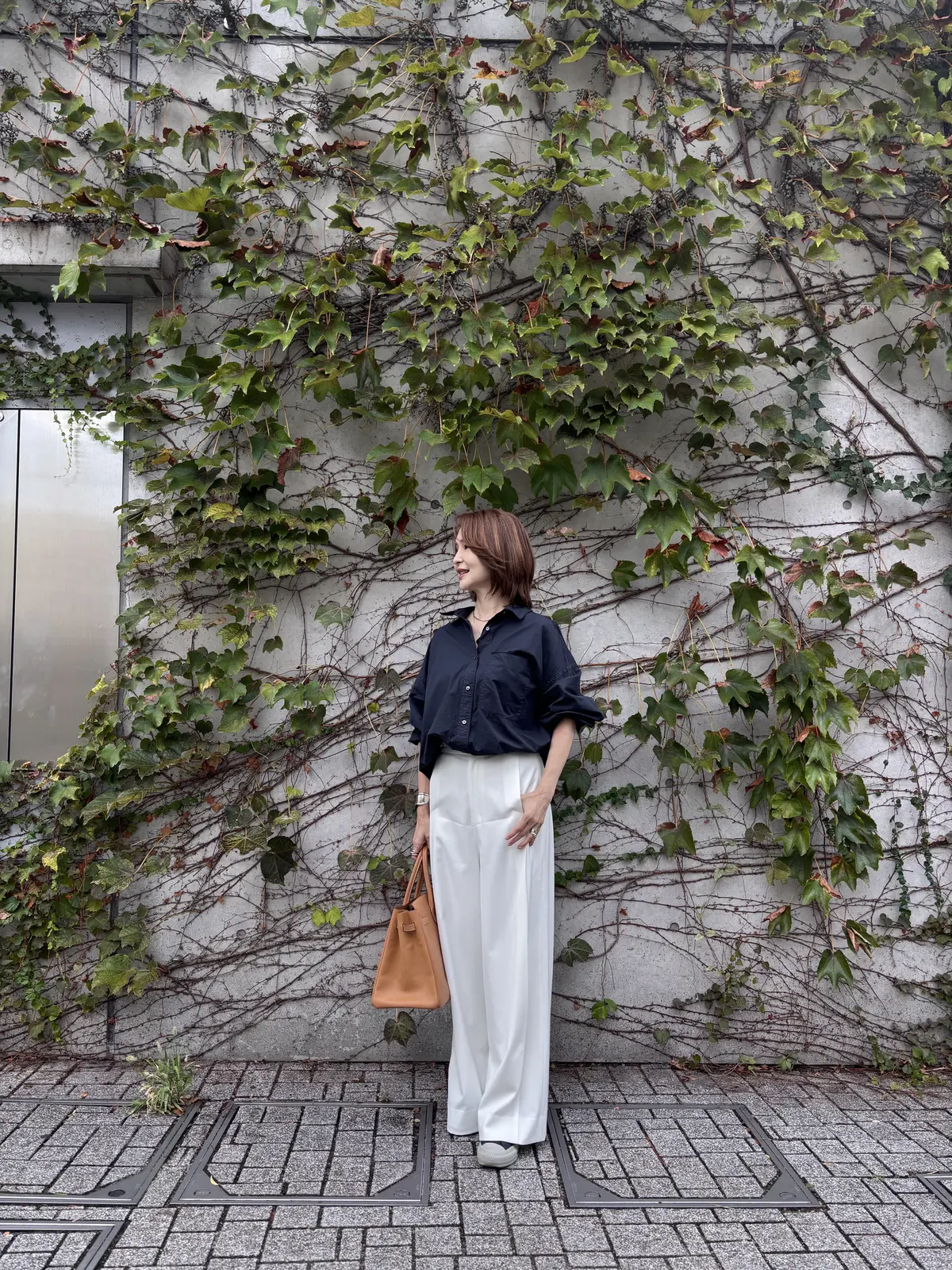 表参道ランチの日に選んだ、ホワイトのセミの画像_2