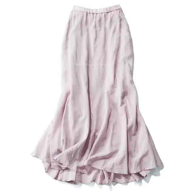 スカート￥36,000／エンリカ