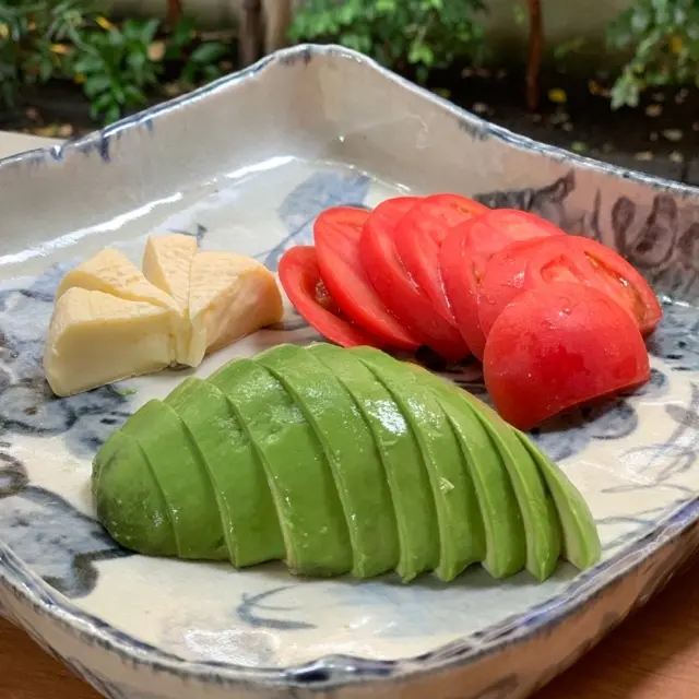 アボカドのぬか漬け