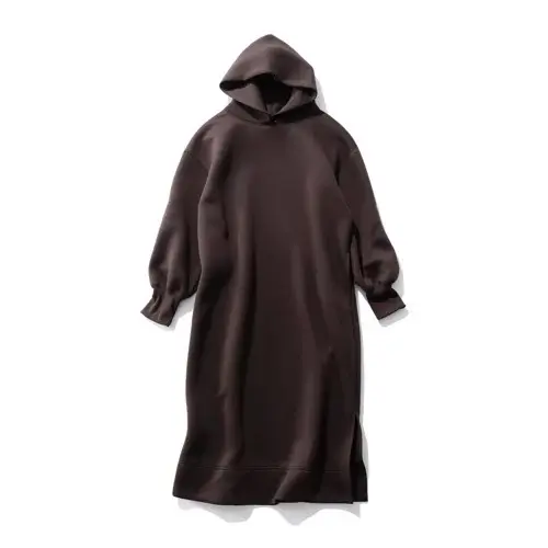 E by eclat フーディワンピース ￥19,000+税