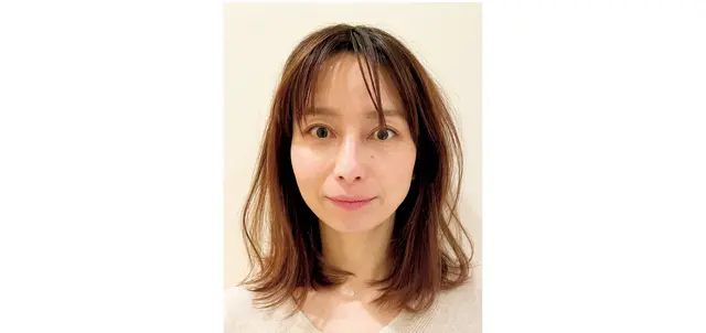 うねりのある表面を動きにシフト