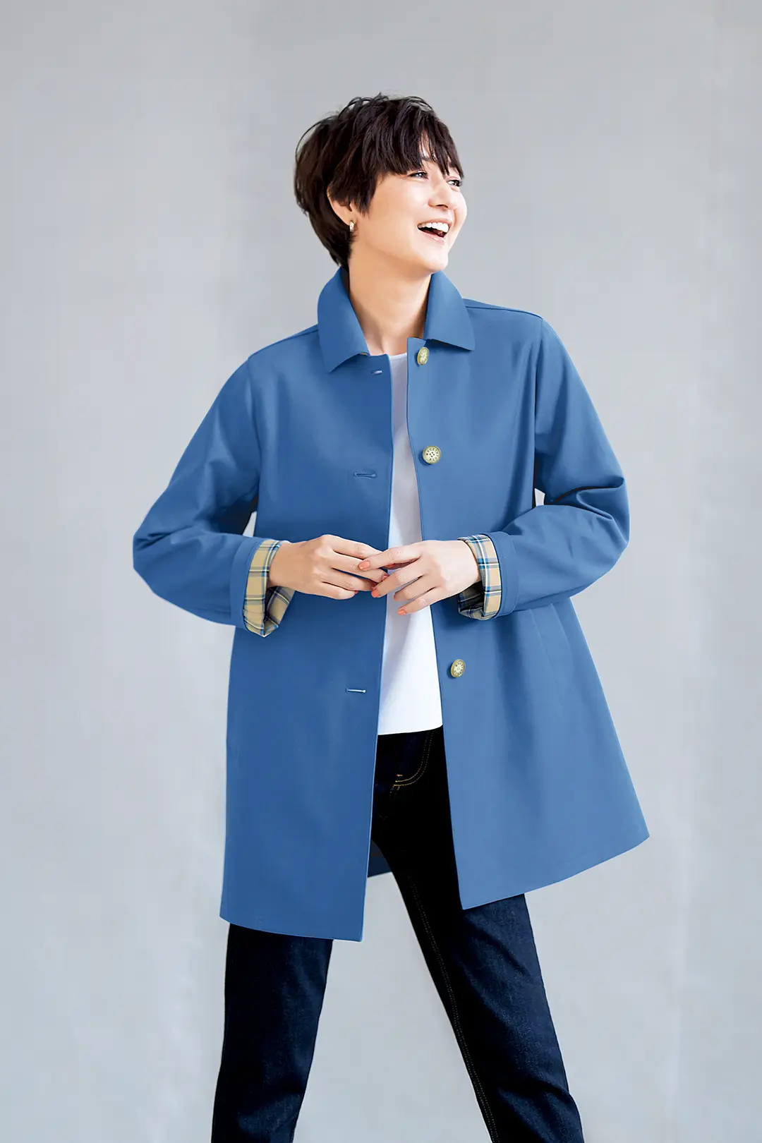 凛として軽やかなブルーにチェックをトッピング