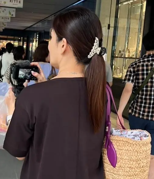 【50代ヘアスタイル】秋色ヘアカラー＆欠の画像_3