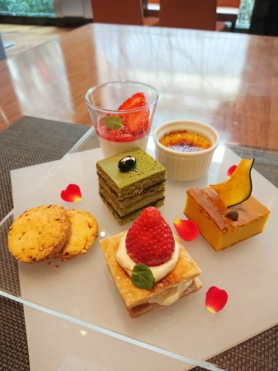 ダイニング　流　アフタヌーンティー