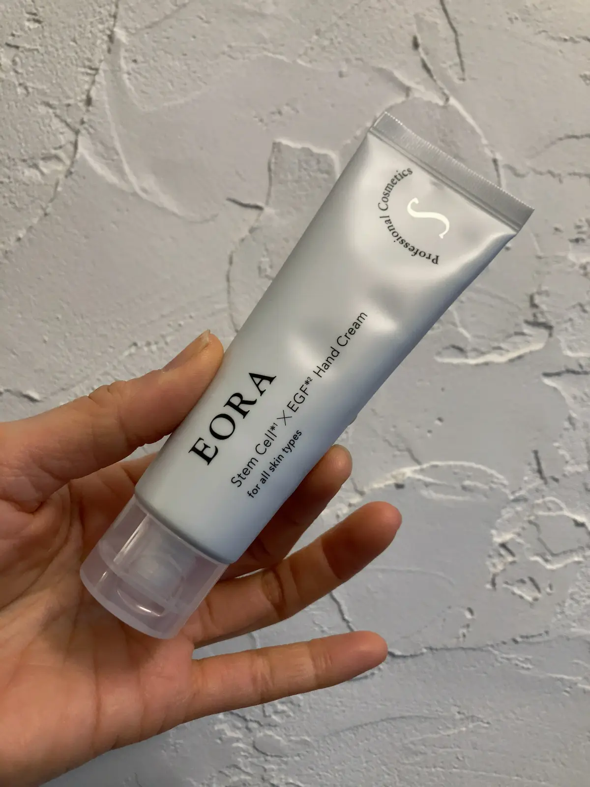 韓国コスメ　ハンドクリーム　保湿　美容