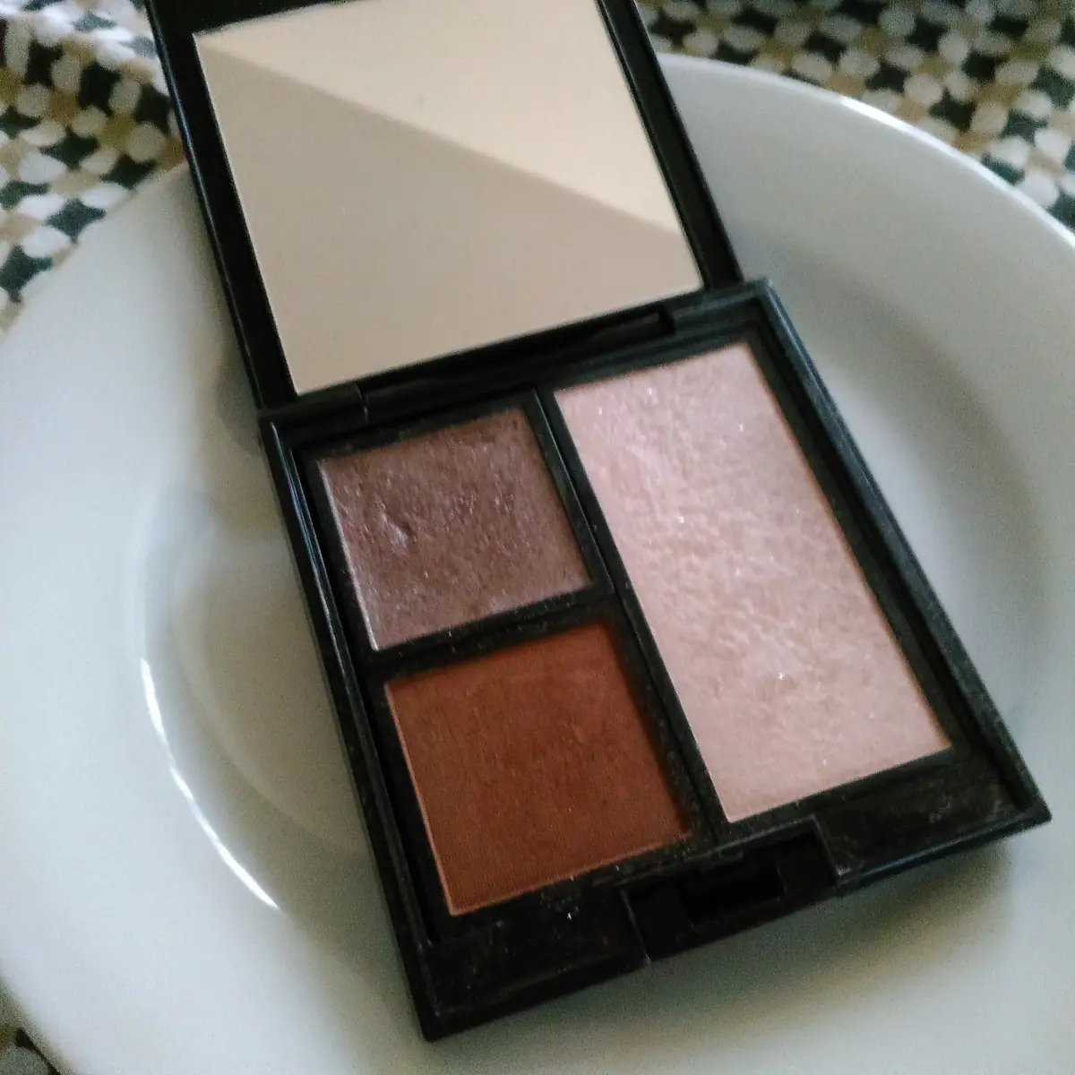 メイクを変えたくなったので。の画像_4