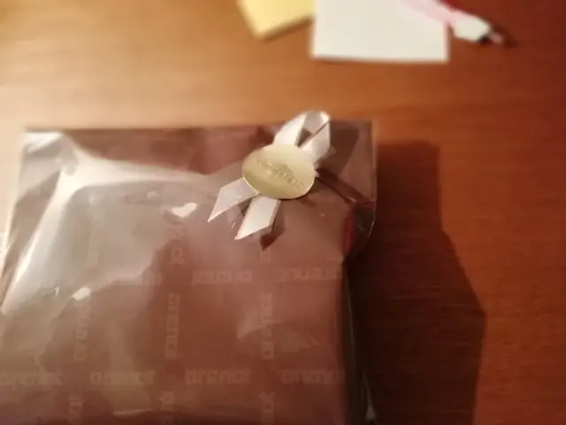 お別れする店員さんへ、心ばかりの贈り物