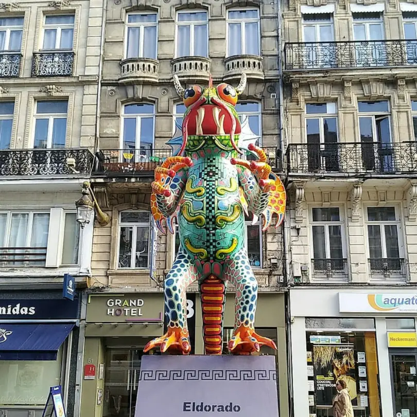 真夏のパリは寒かった…の画像_8