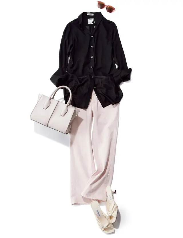 挑戦しやすい黒のシアーシャツで大人の色気漂うコーデ