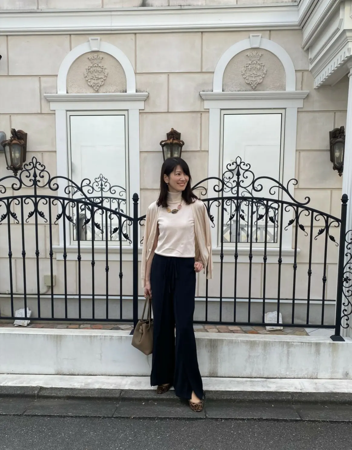 定番シンプルなワンツーコーデの画像_5