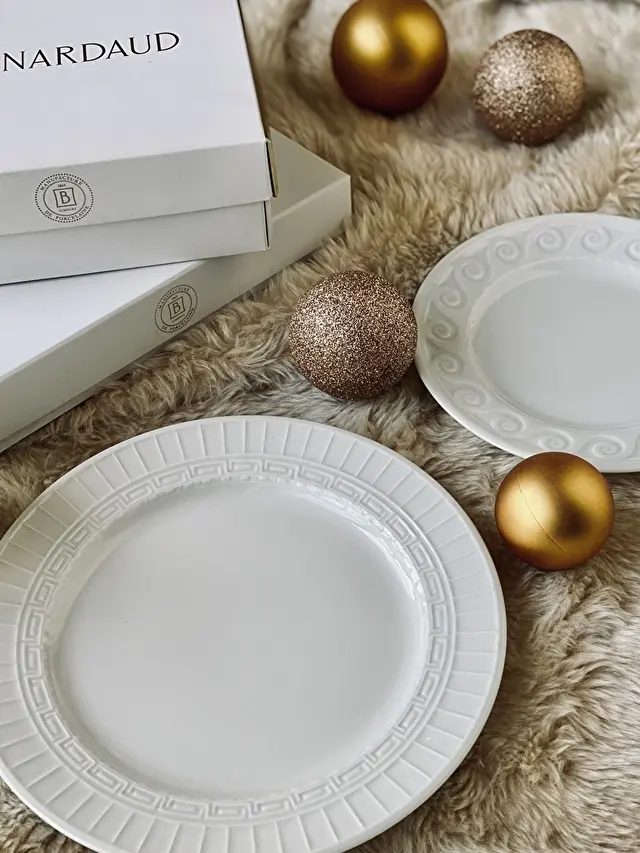 ベルナルドの食器