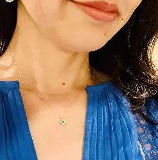 ダイヤとガーネットのネックレス！