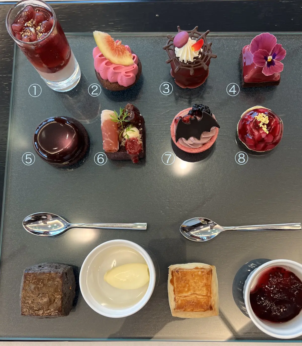 コンラッド東京　フォービドゥン・ハロウィンアフタヌーンティー