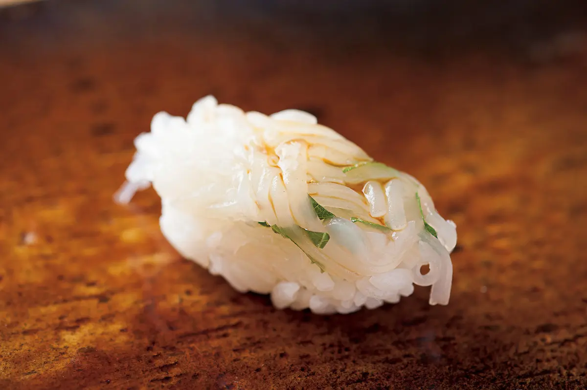 端正なお鮨に感動！ 円熟味を見せる名店のの画像_3