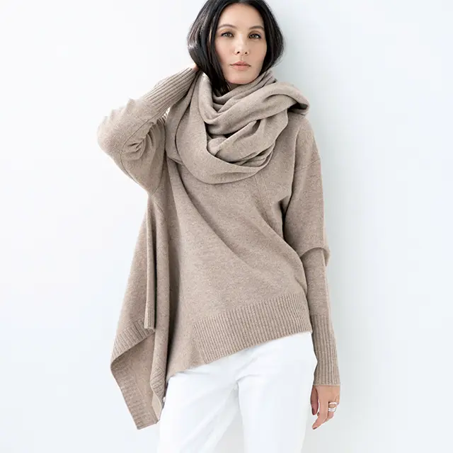 柔ベージュニット　ストール