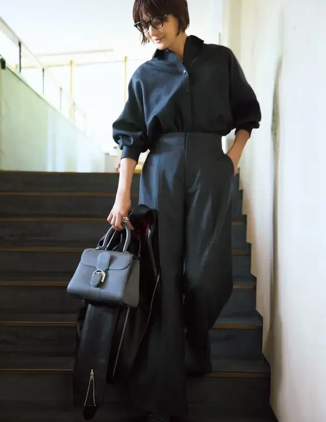  【富岡佳子さんのマイスタイル】マニッシュパンツ&シャツのセットアップでリッチに着映える！