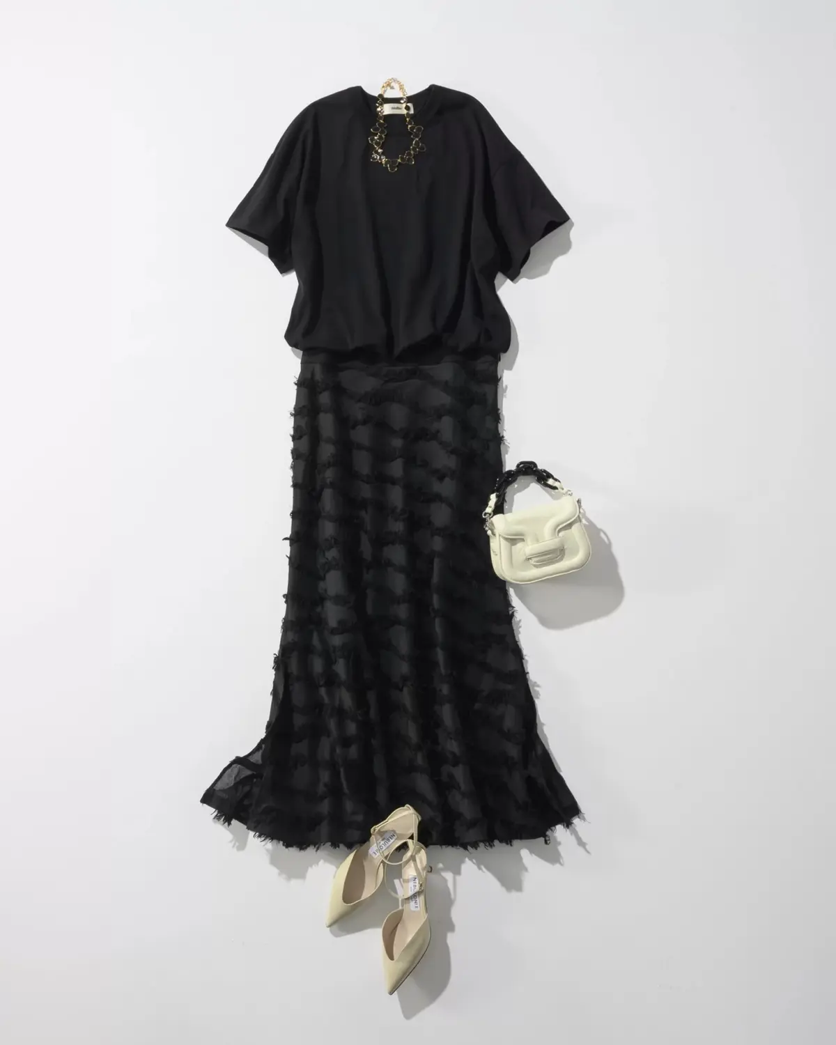 【50代Tシャツ7daysコーデ】体型カの画像_9