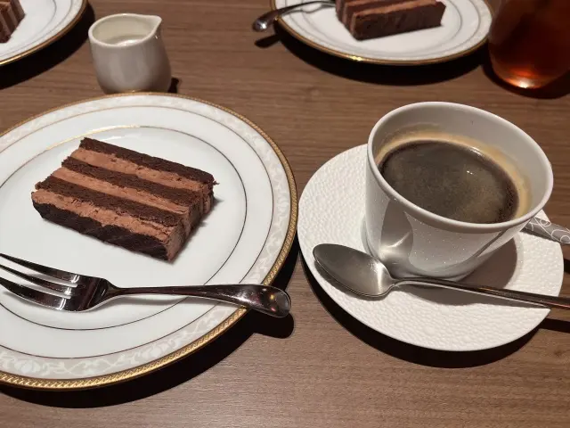 白✖️黒　大人のモノトーンジレコーデの画像_15