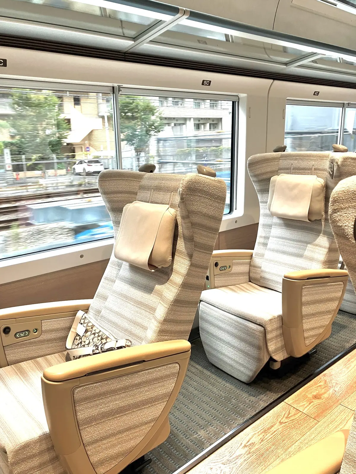 伊東温泉　サフィール　踊り子　東海館　女子旅　温泉旅行　エクラ　jマダム