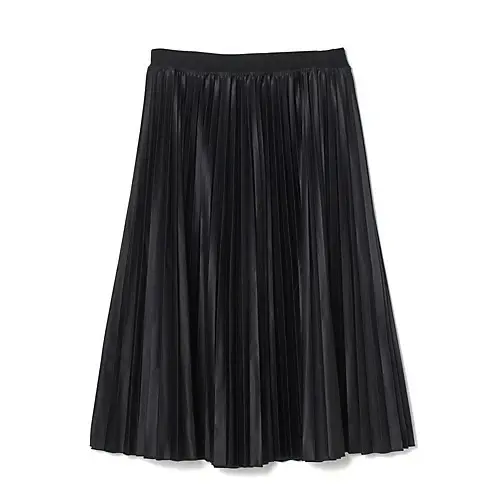 富岡佳子さんがまとう、大人を美しく見せるの画像_3