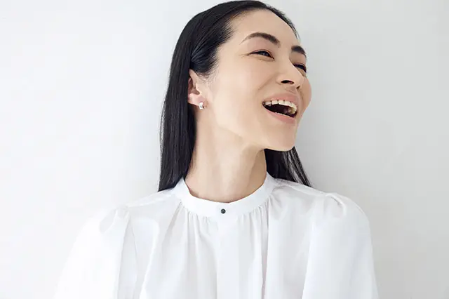 白シャツを新調するように肌印象が変わったら？