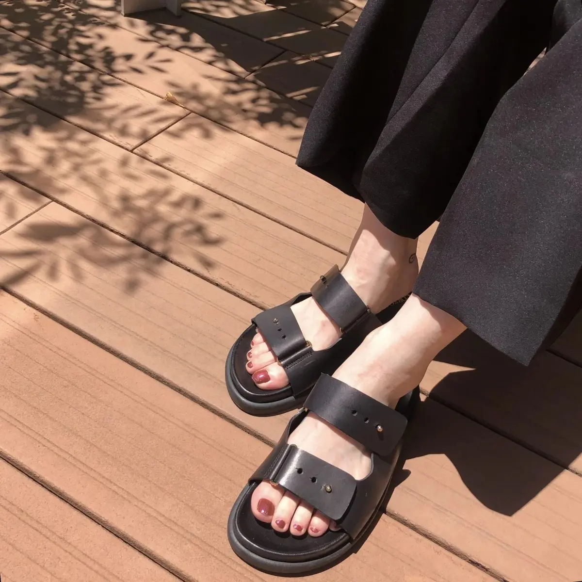 【50代に似合う洗練サンダル15選】このの画像_1