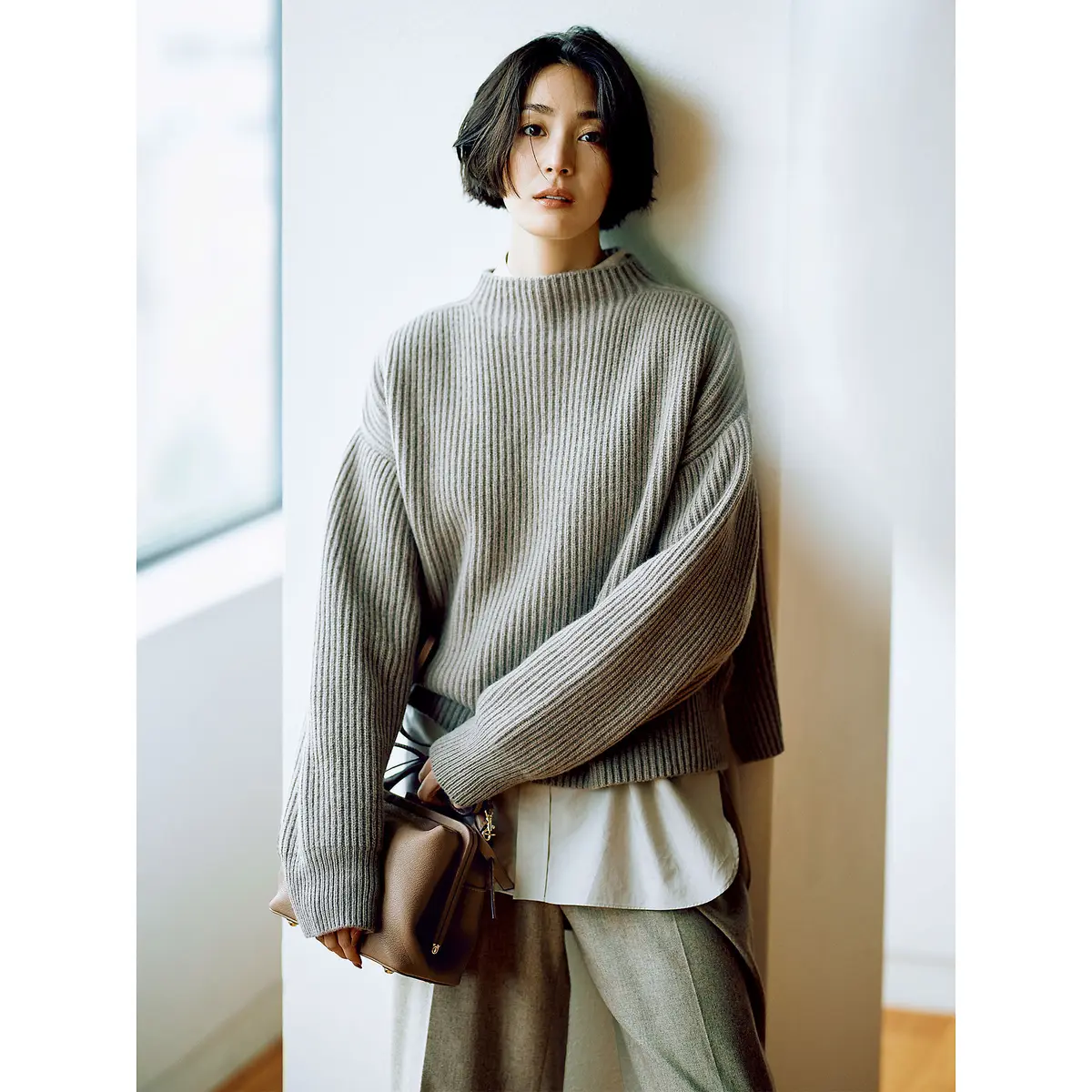 YLÈVE ボトルネックニット