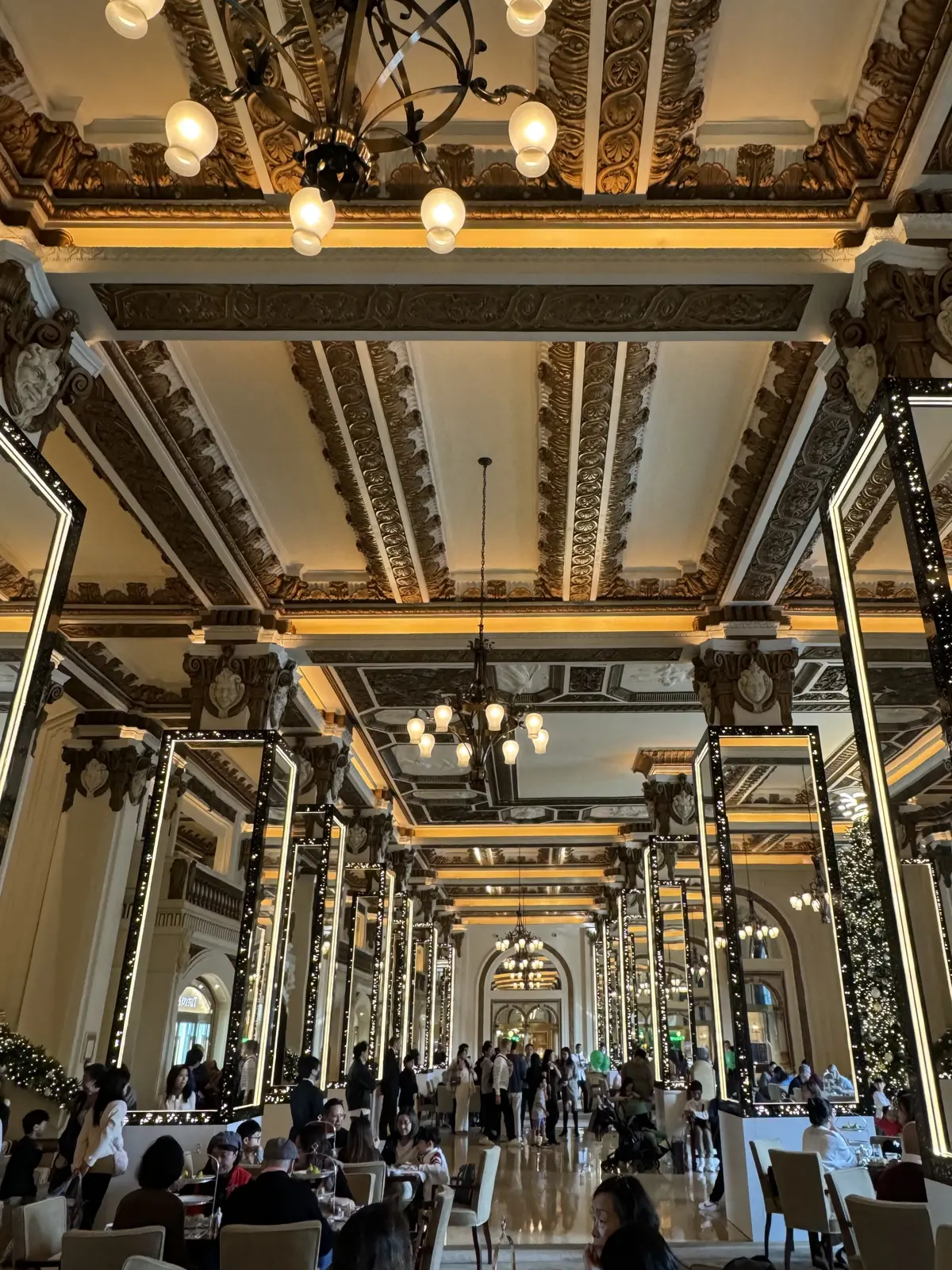 香港ペニンシュラのアフタヌーンティーへの画像_2