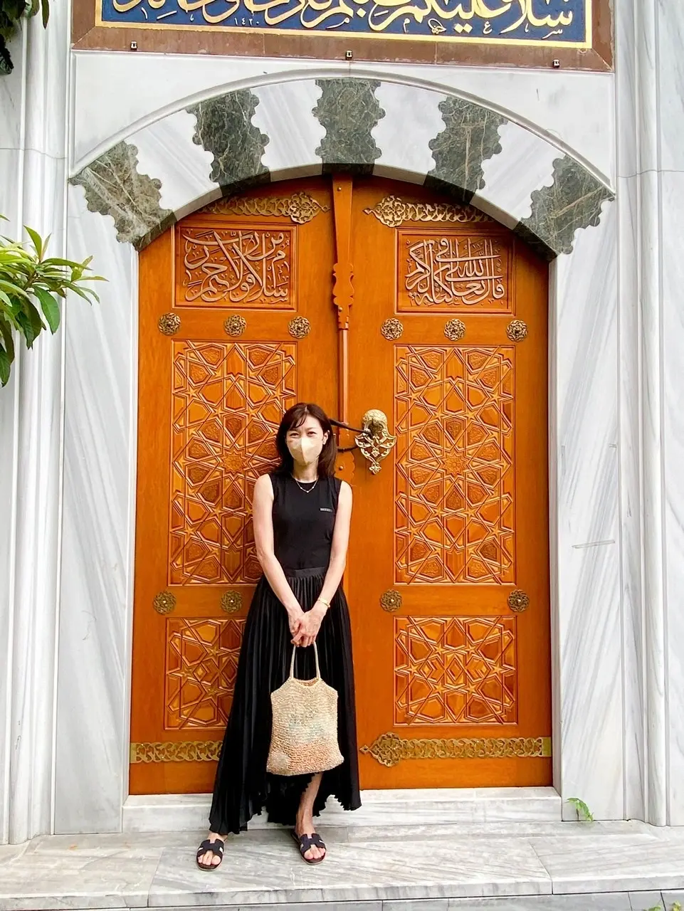 素敵な扉の前で