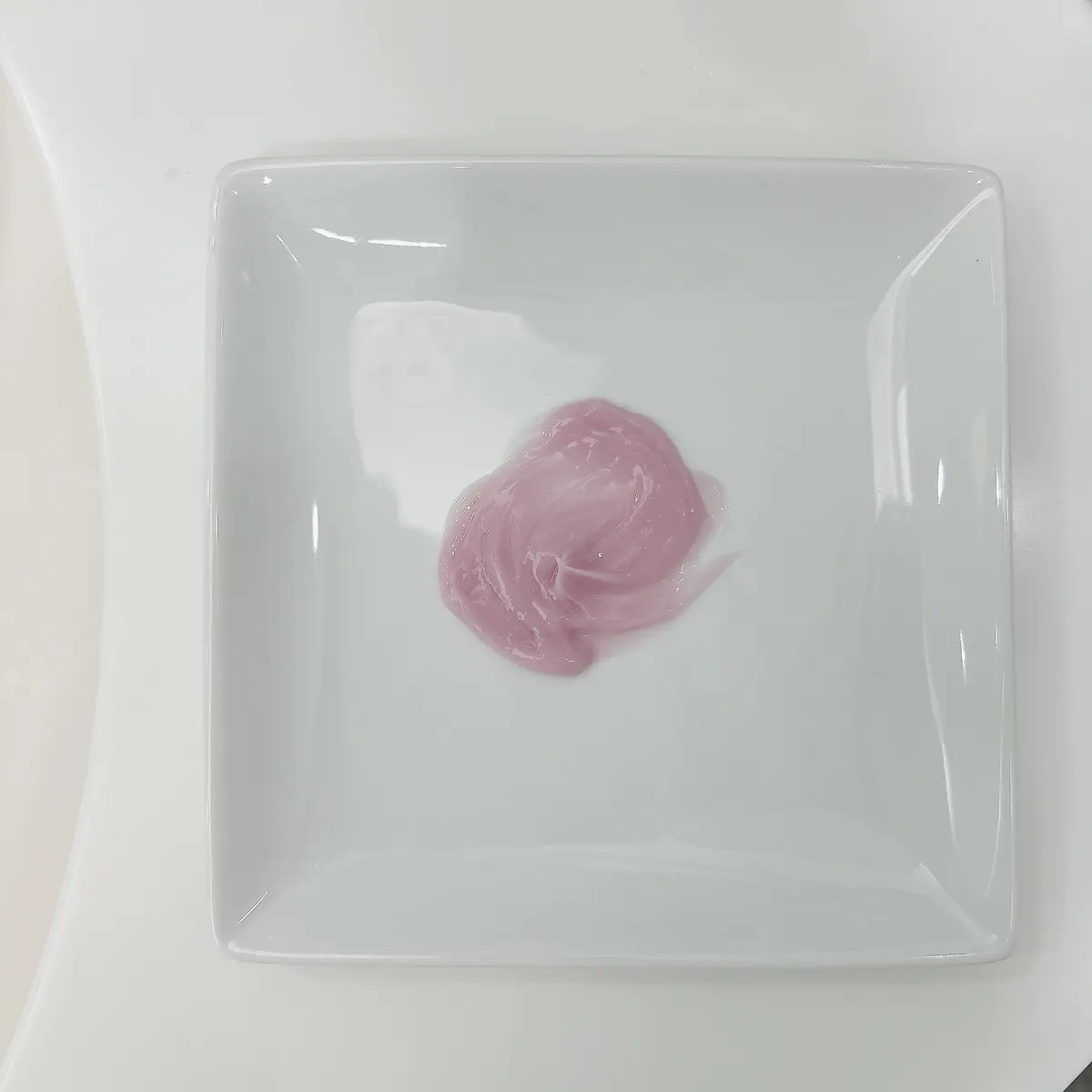 ラサーナ プレミオール トリートメントのテクスチャ