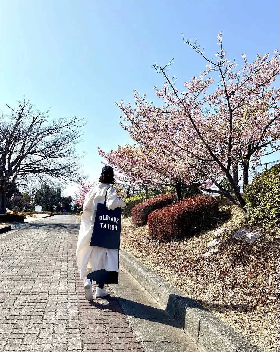 桜とオーシャンビュー初島へ♩春アウター着の画像_2