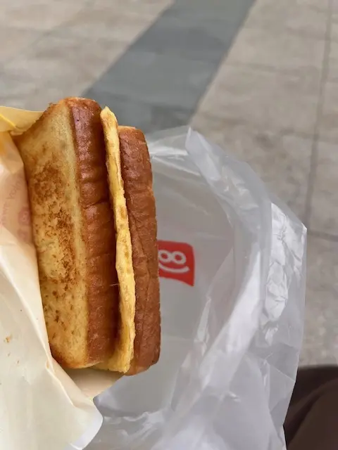 韓国旅行3日目　スタバで刻印タンブラーの画像_3