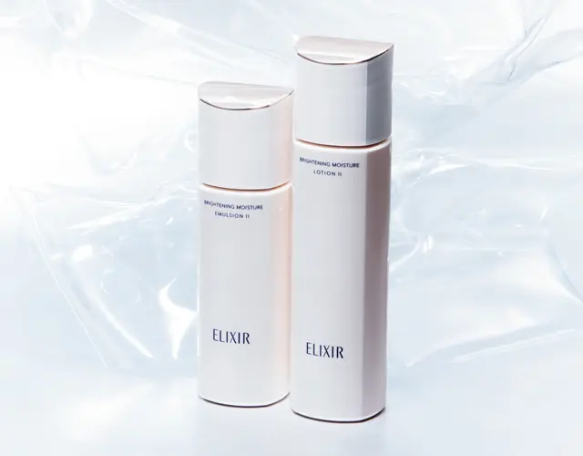 エリクシール （右）ブライトニング ローション WT  （左）ブライトニング エマルジョン WT