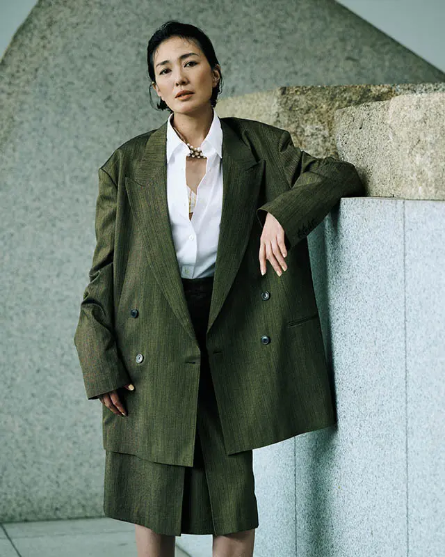 メンズ・テーラリングの フェミニンな表現に魅せられて。