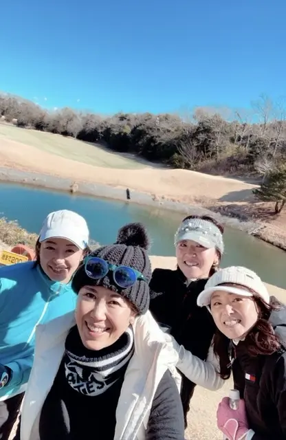 女子ゴルフ　ゴルフ友達