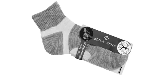 アーチサポートのソックスも活用